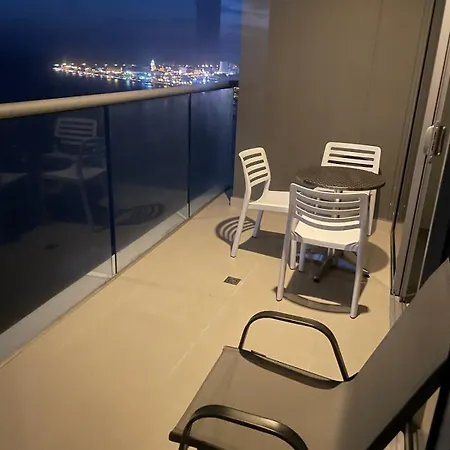 Beachfront In Morros Building Apartamento *